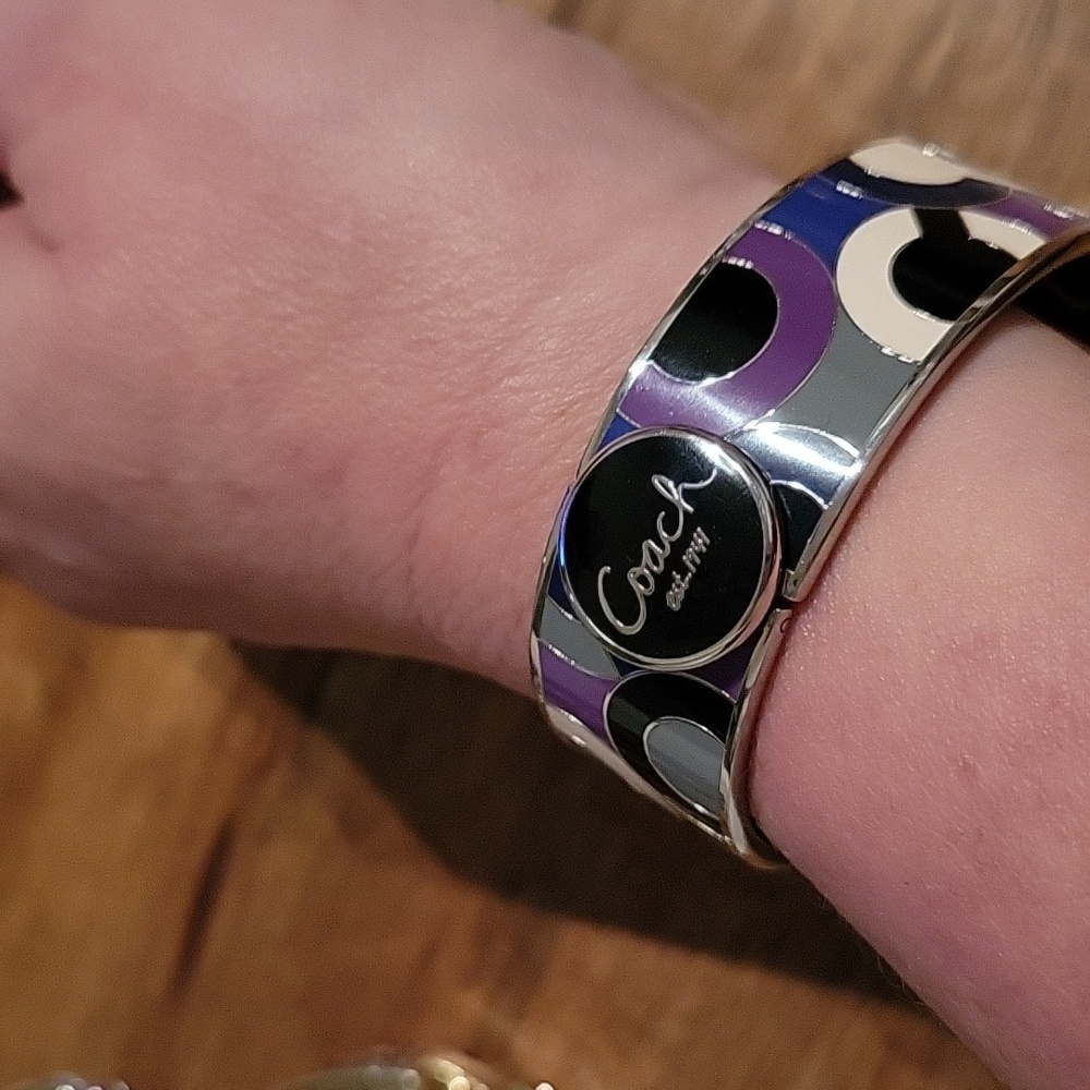 Coach Signature Bracelet - Picture 5 of 5